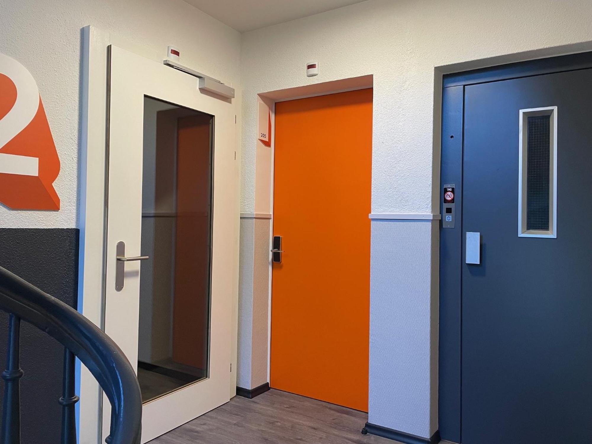 Easyhotel Zuerich Main Station Eksteriør billede