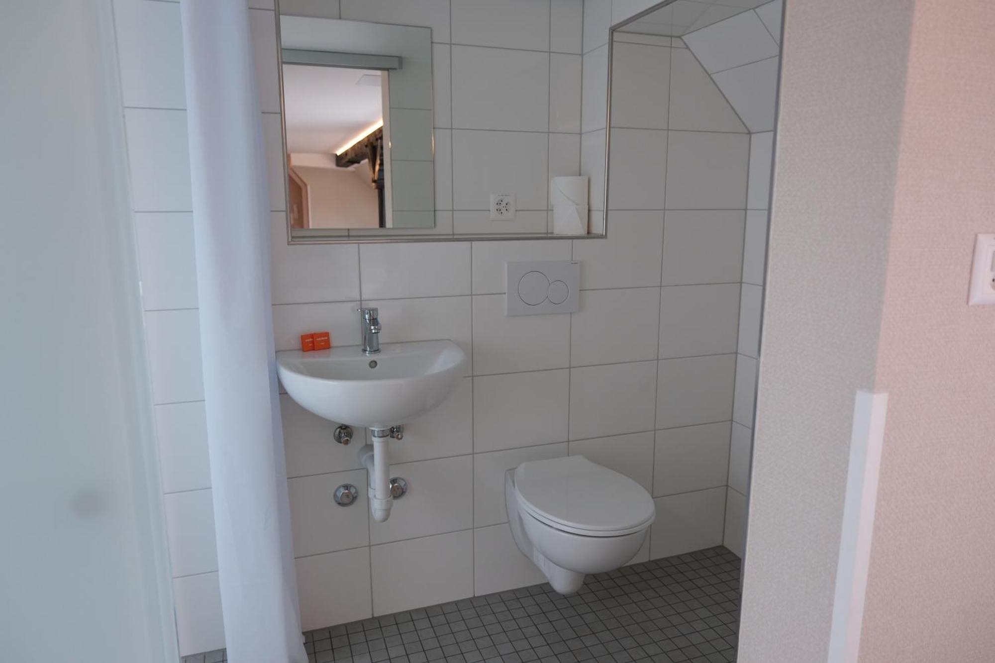 Easyhotel Zuerich Main Station Eksteriør billede