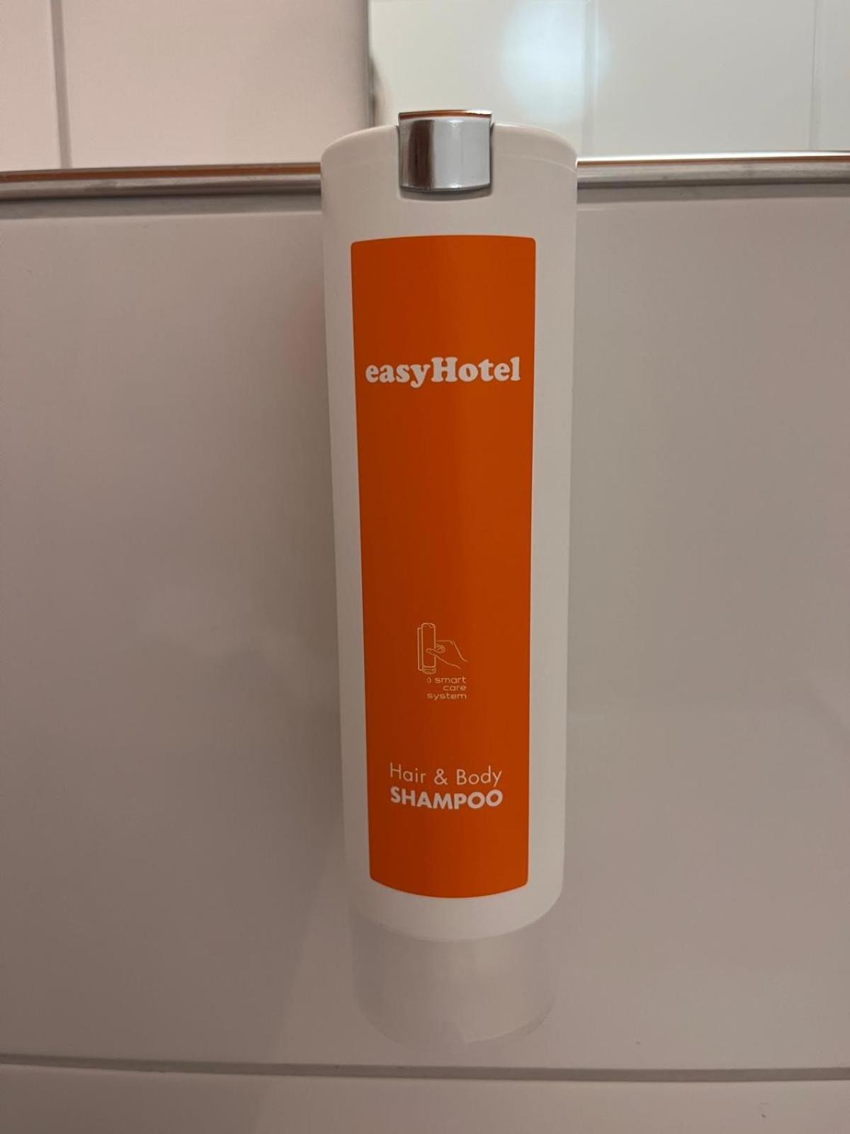 Easyhotel Zuerich Main Station Eksteriør billede