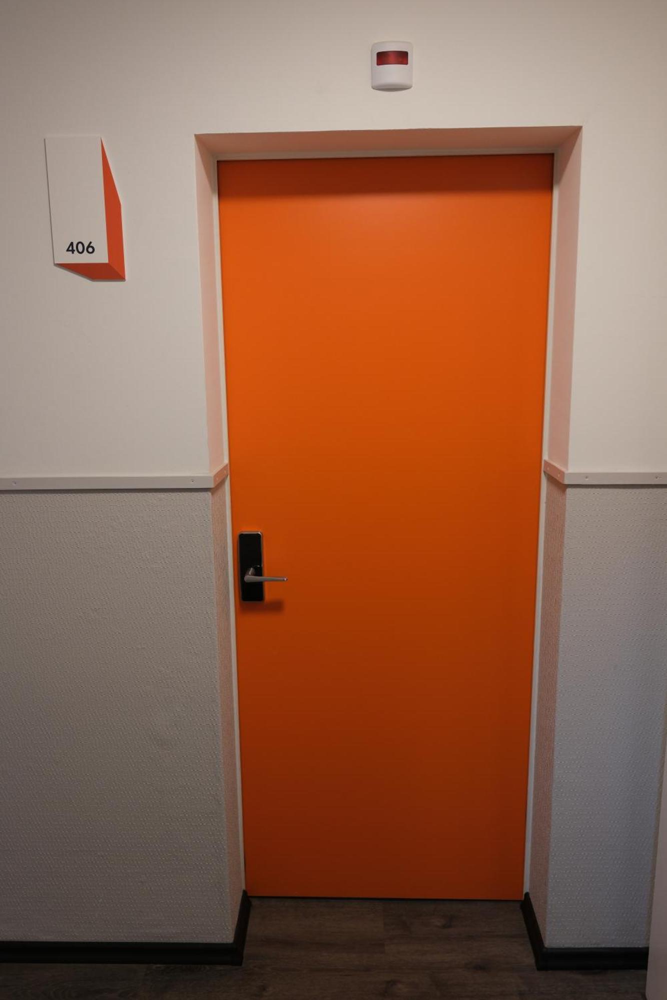 Easyhotel Zuerich Main Station Værelse billede